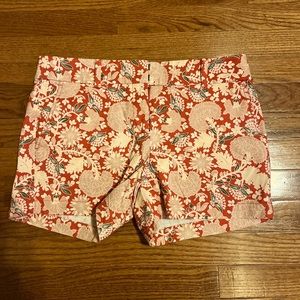 Loft Outlet Floral Print Shorts Size 4 with 4” inseam Red, pink, green & cream